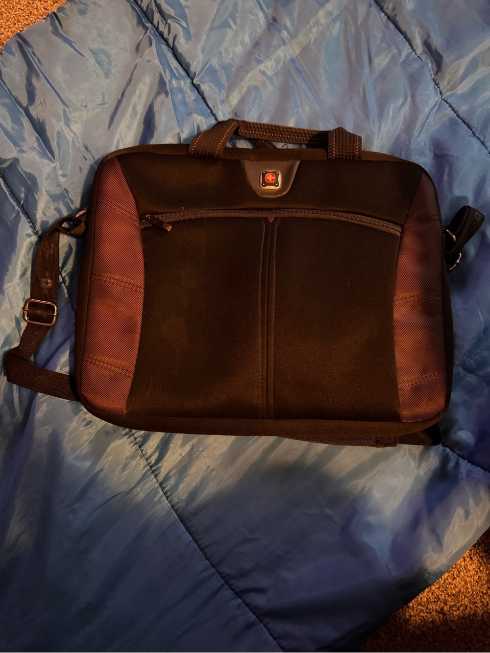 SwissGear Black and Brown Men's Laptop Case with Shoulder Strap